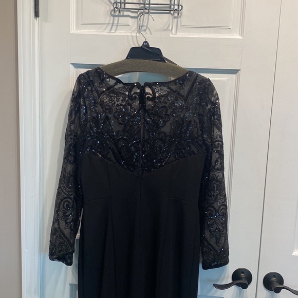 Eliza J Cocktail Dress - Picture 9 of 10